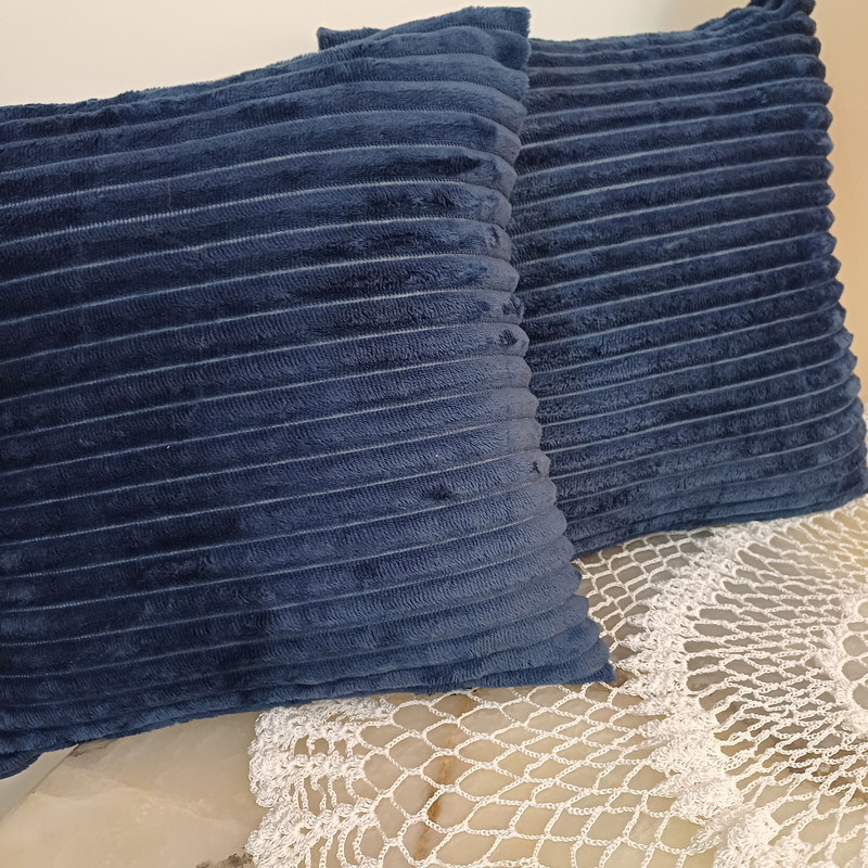 کوسن مدل پلیسه کرکره ای 40x40 سانتی متر پر شده با الیاف