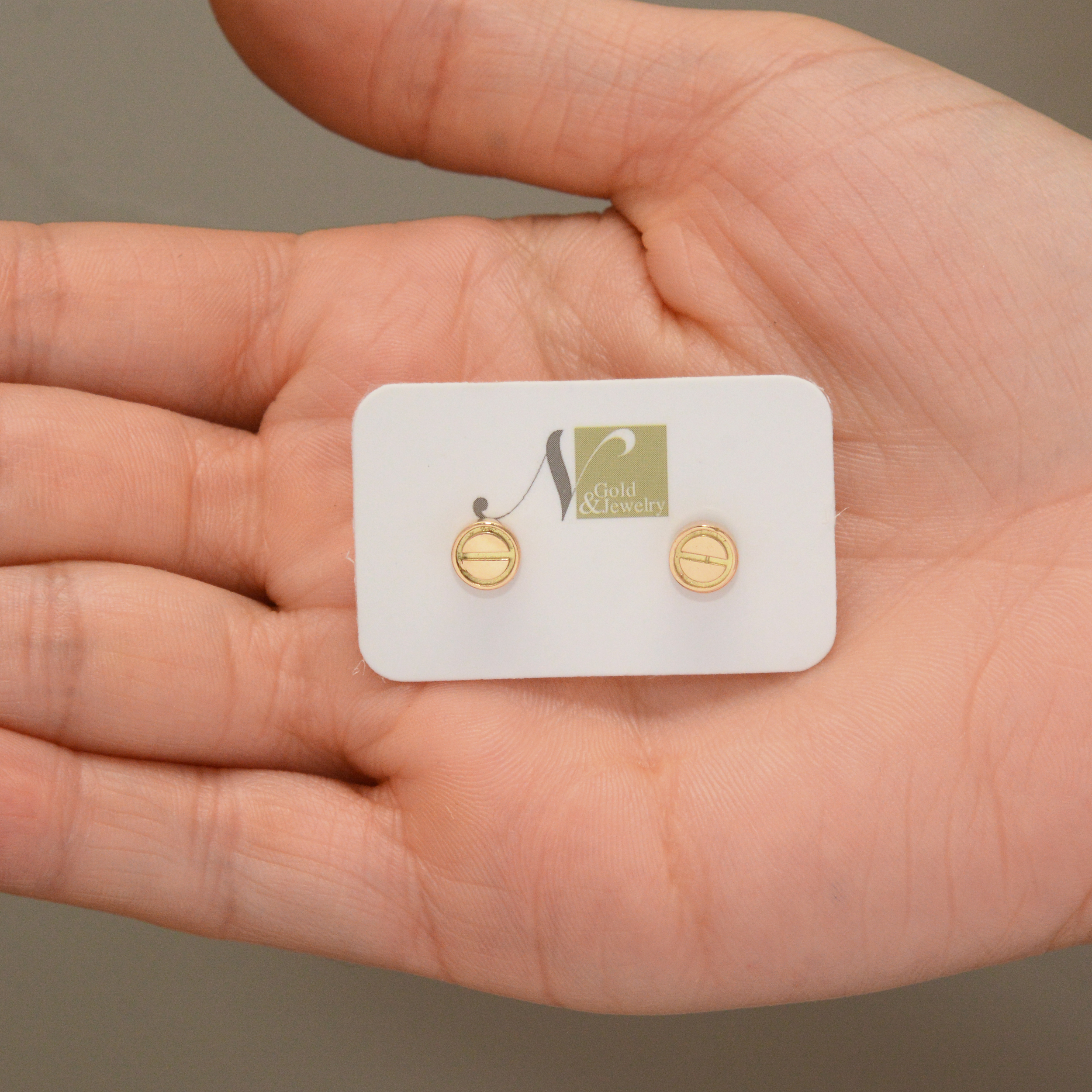 گوشواره طلا 18 عیار زنانه طلای مستجابی مدل گلگوش گرد کد 04