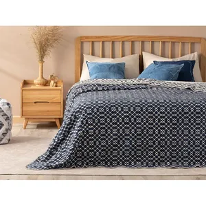  پتو انگلیش هوم مدل Diamond Vitrailسایز 220×200 سانتی متر