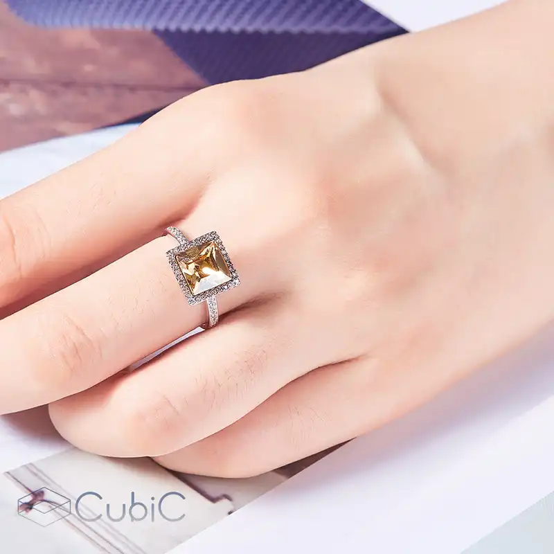 انگشتر زنانه کوبیک مدل QR-1110-1