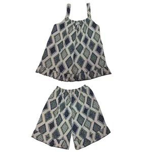 ست تاپ و شلوارک زنانه مدل کوک دوزی