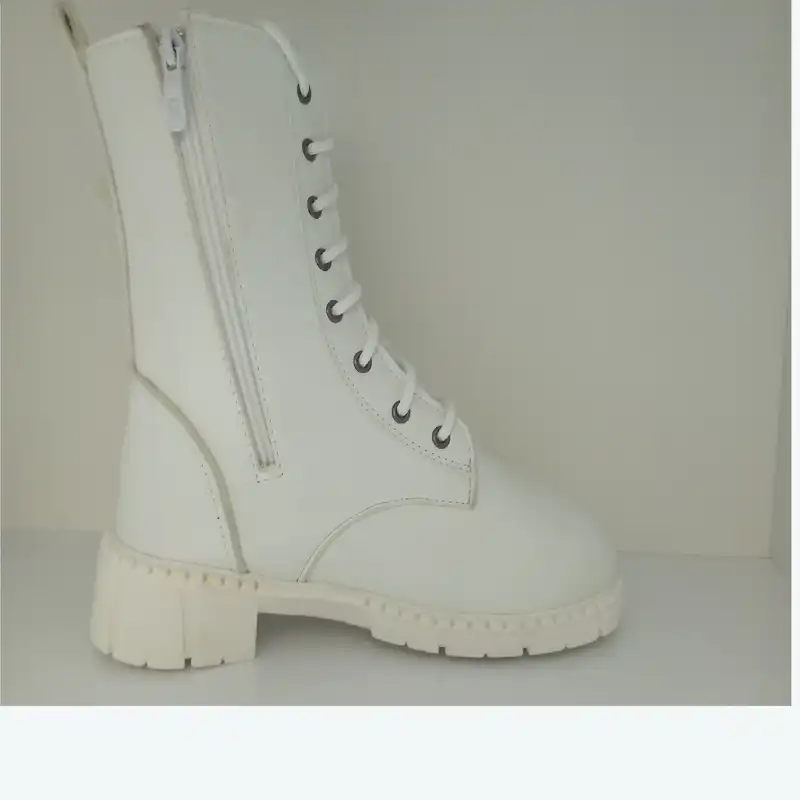 نیم بوت زنانه مدل دو سگک کد 61 رنگ سفید