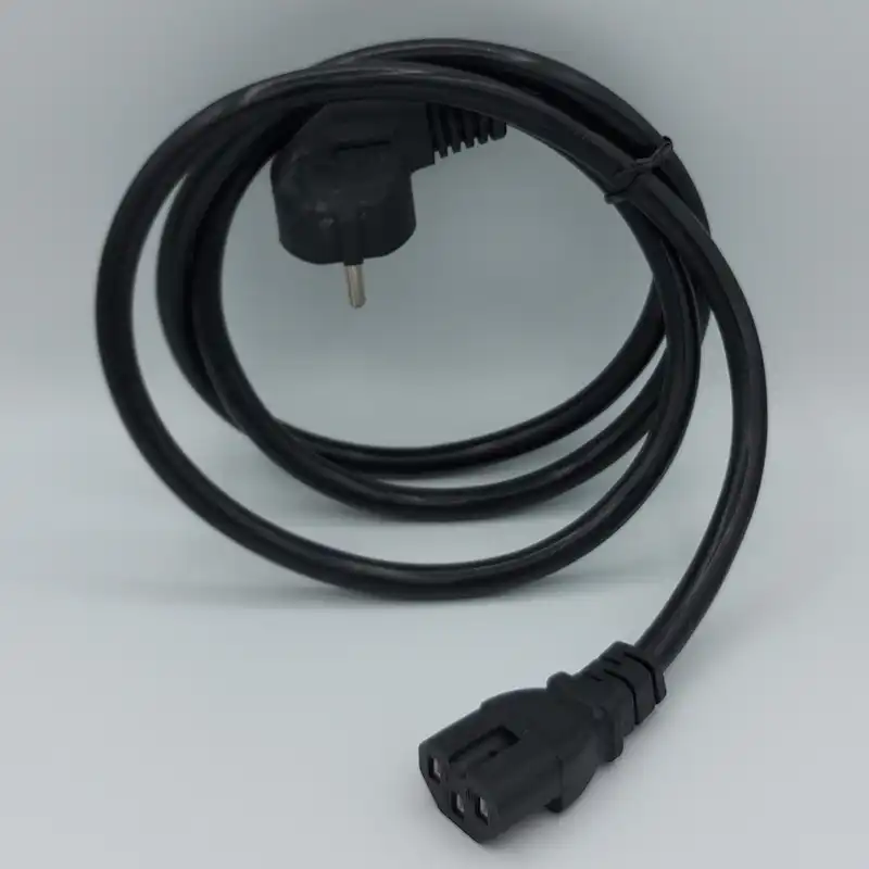 کابل برق سه پین منبع تغذیه کامپیوتر شارک مدل BE05 طول 1.5 متر