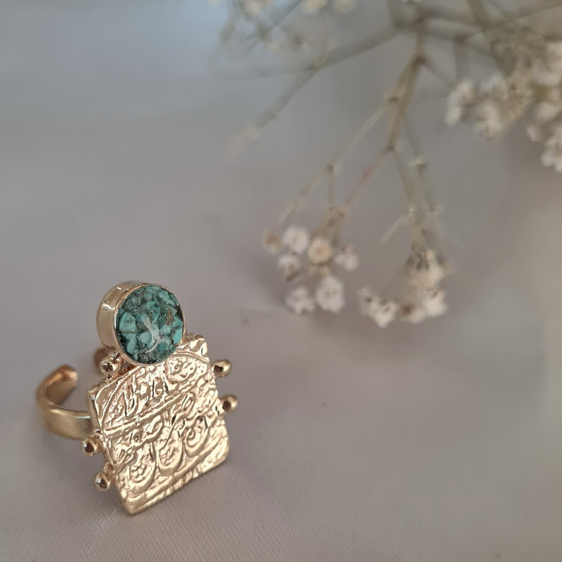 انگشتر زنانه مدل صاحب قرانیه فیروزه دار انگشتر زنانه مدل صاحب قرانیه فیروزه دار