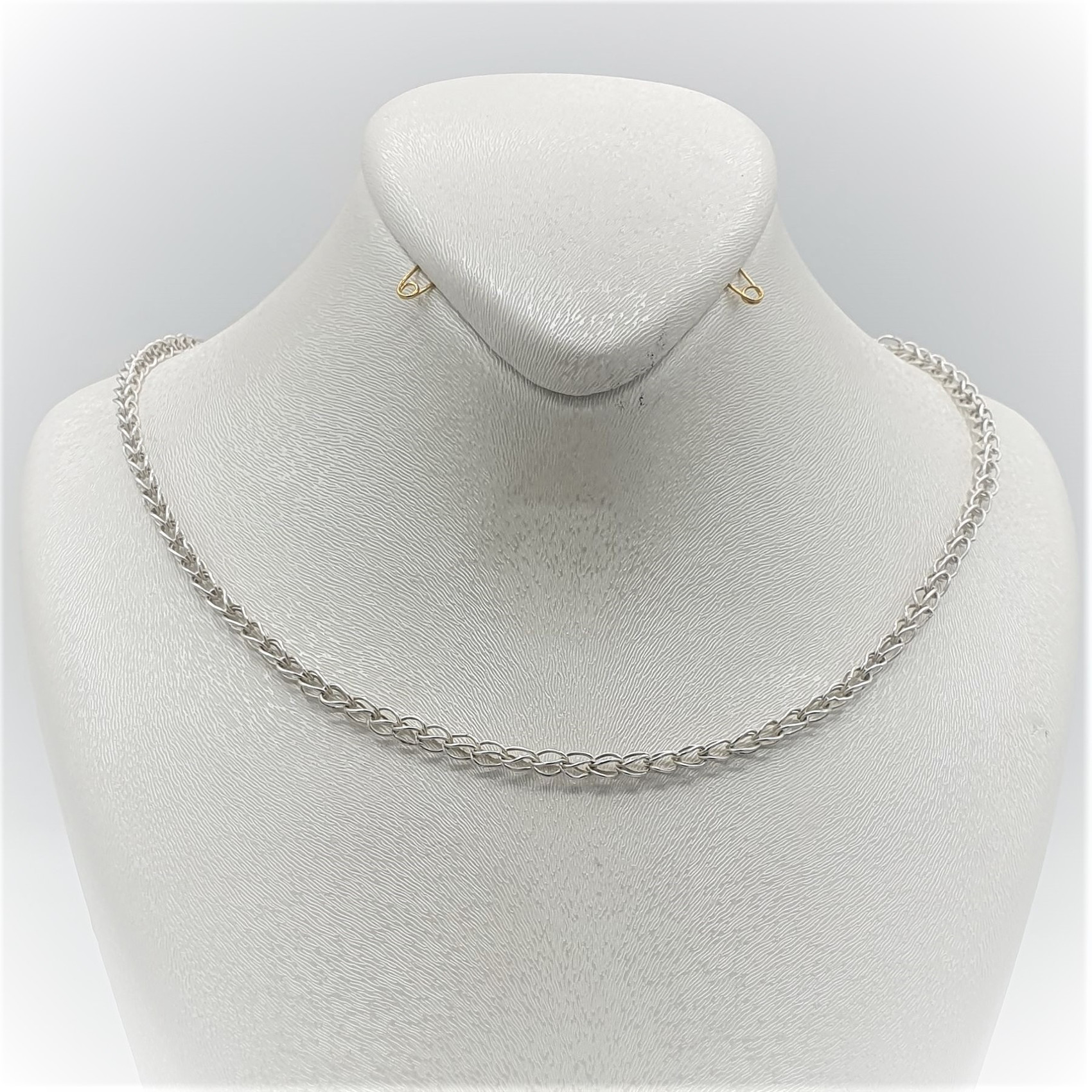 زنجیر  نقره زنانه مدل دست بافت گندمی