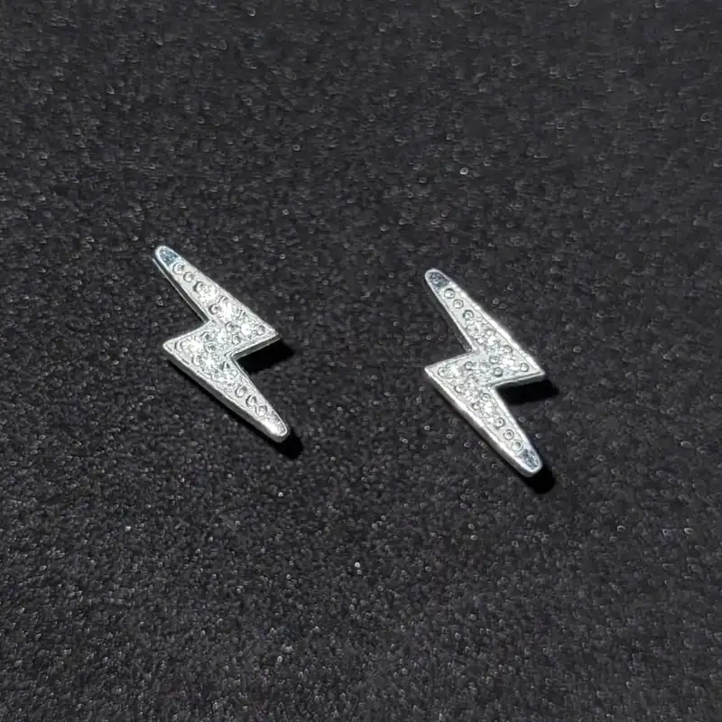 گوشواره نقره زنانه سیکس مدل رعد و برق کد 4168