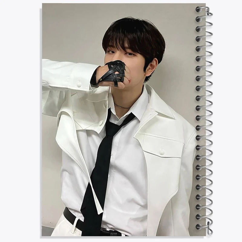 دفتر مشق 100 برگ خندالو طرح سونگمین گروه استری کیدز Stary Kids کد 16880