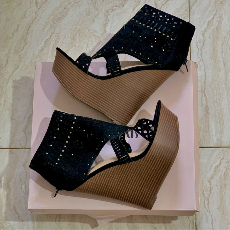 صندل زنانه جاست فاب مدل B-103