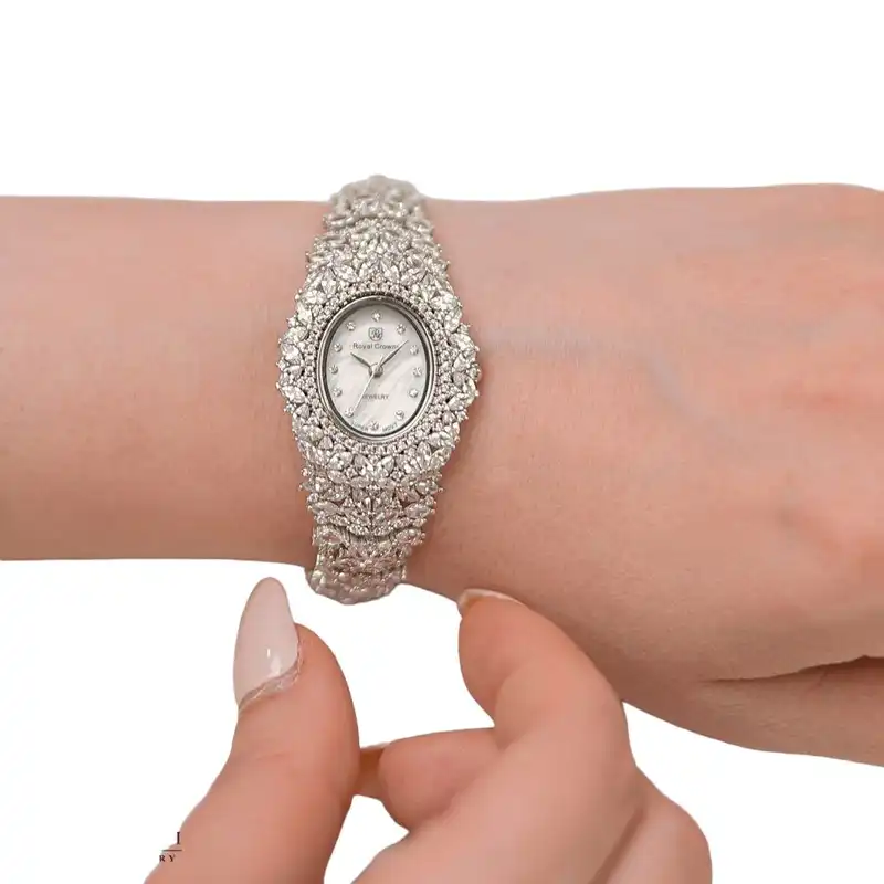 ساعت مچی عقربه ای زنانه رویال کرون مدل دوره ساچ 0111