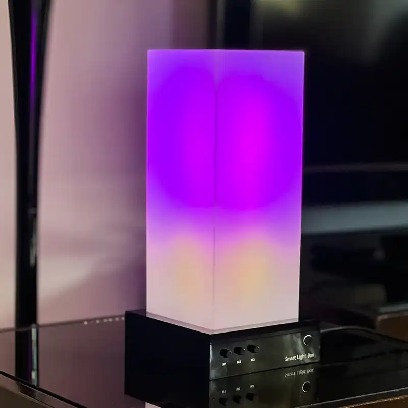 آباژور رومیزی هوشمند مدل لایت باکس