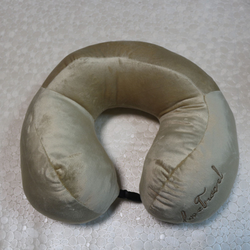 بالش دور گردنی مدل فرنچ لوکس