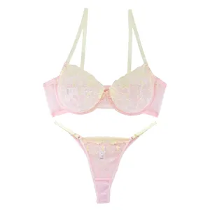 ست سوتین و شورت زنانه برتا مدل فنردار توری کد 2020HY