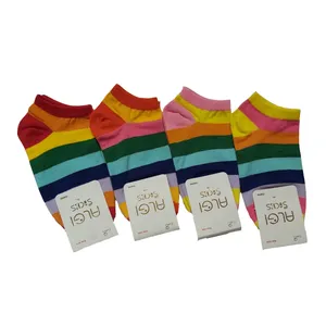 جوراب دخترانه مدل رنگین کمان بسته 4 عددی