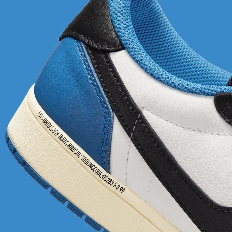 کفش باشگاه و تمرین ایر جردن مدل Travis Scott DM7866-140