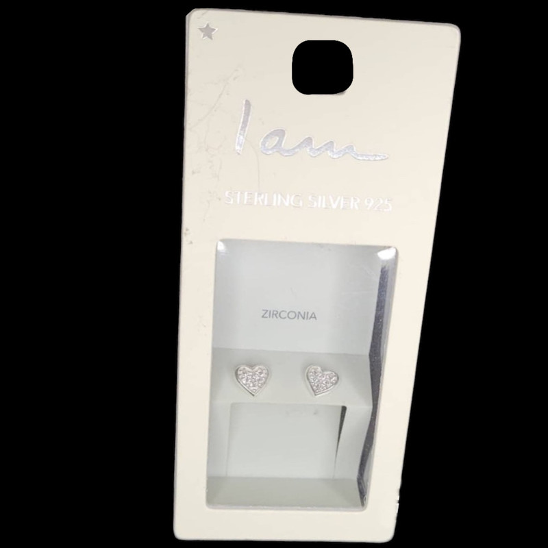 گوشواره نقره زنانه آی ام مدل قلب زیرکنیا 653 گوشواره نقره زنانه آی ام مدل قلب زیرکنیا 653