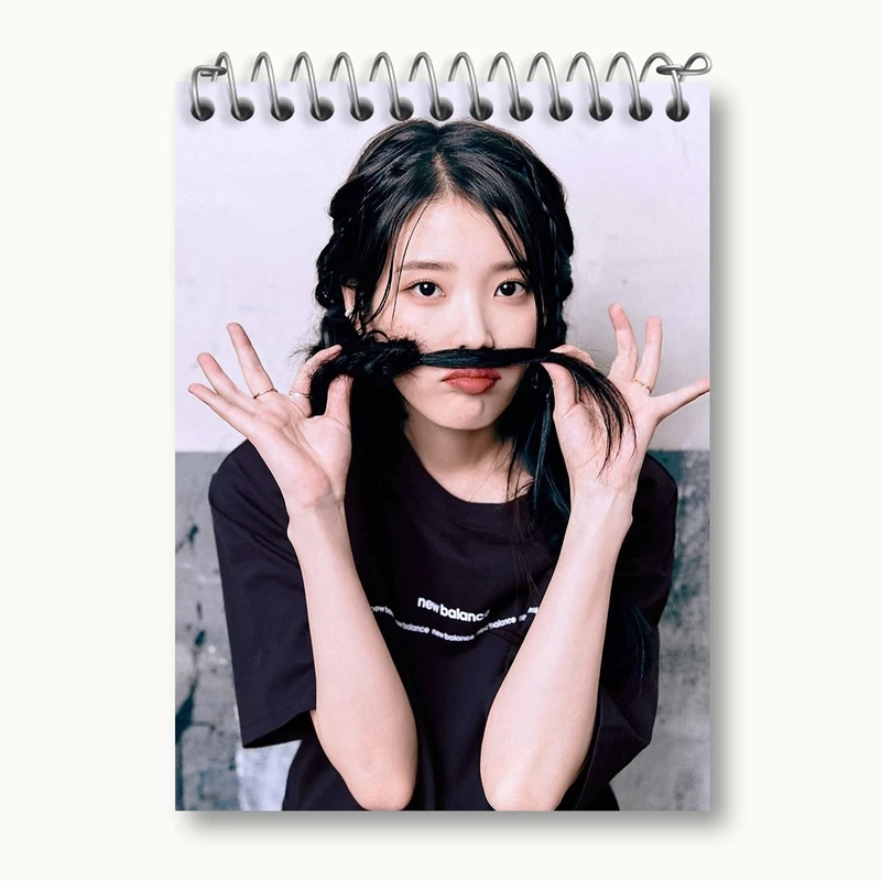 دفتر یادداشت 50 برگ خندالو مدل آیو IU کد 19801