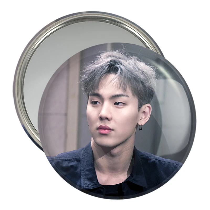 آینه جیبی خندالو مدل شونو گروه مانستا اکس MONSTA X  کد 21145