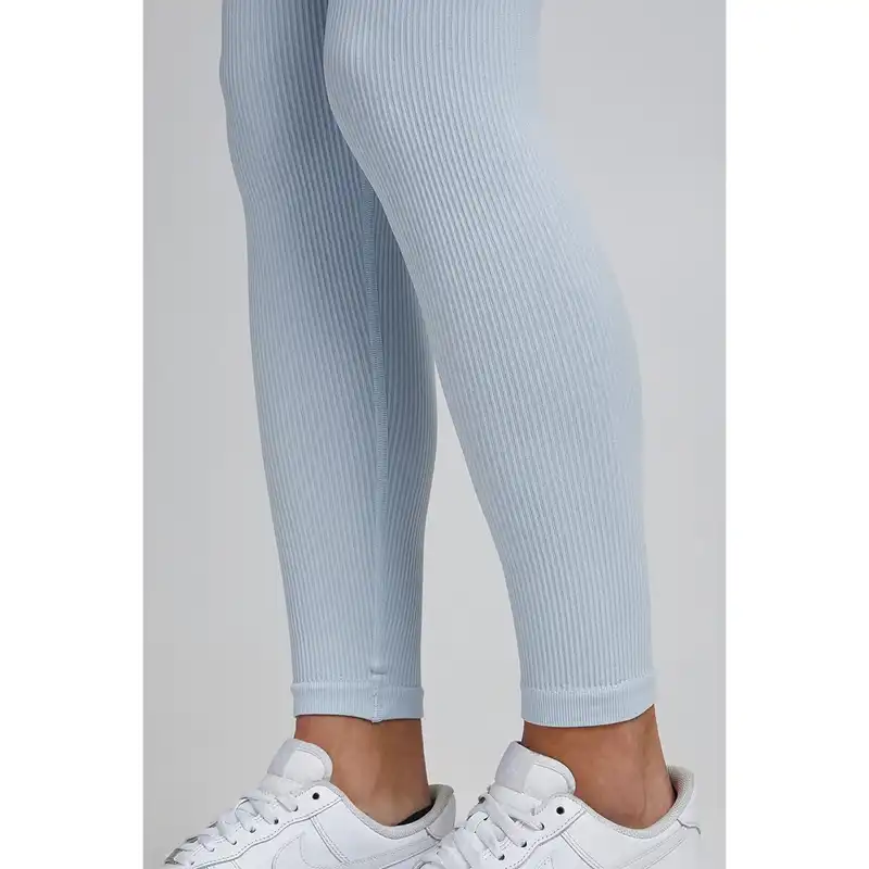 لگینگ ورزشی زنانه مدل کبریتی چین دار