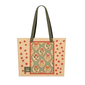 کیف دستی زنانه مدل نمدی طرح گل‌گلی