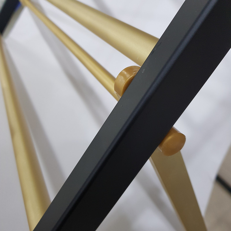 بند رخت مدل Hayllo