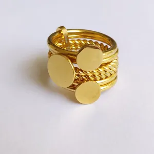 انگشتر زنانه  مدل دایره ای مجموعه 6 عددی