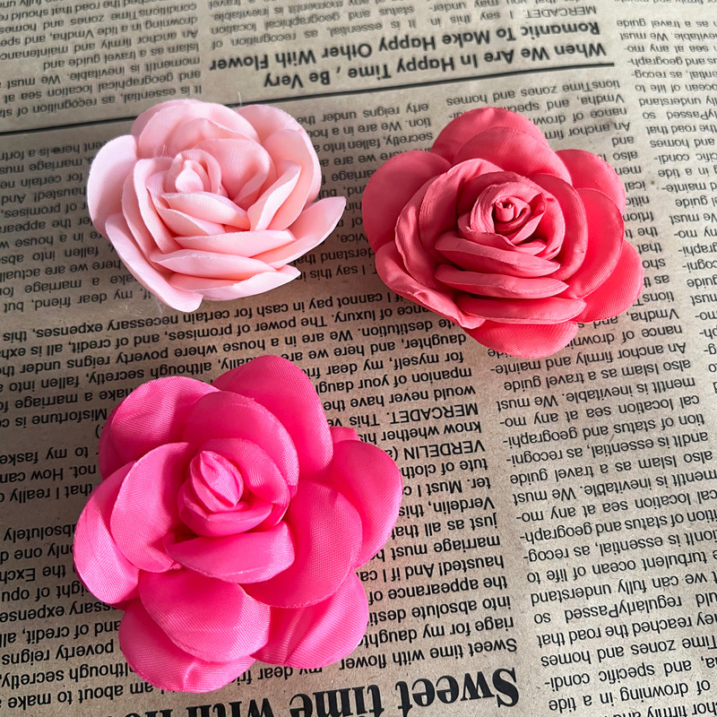 گل سینه دخترانه مدل گل رز هندی کد 7