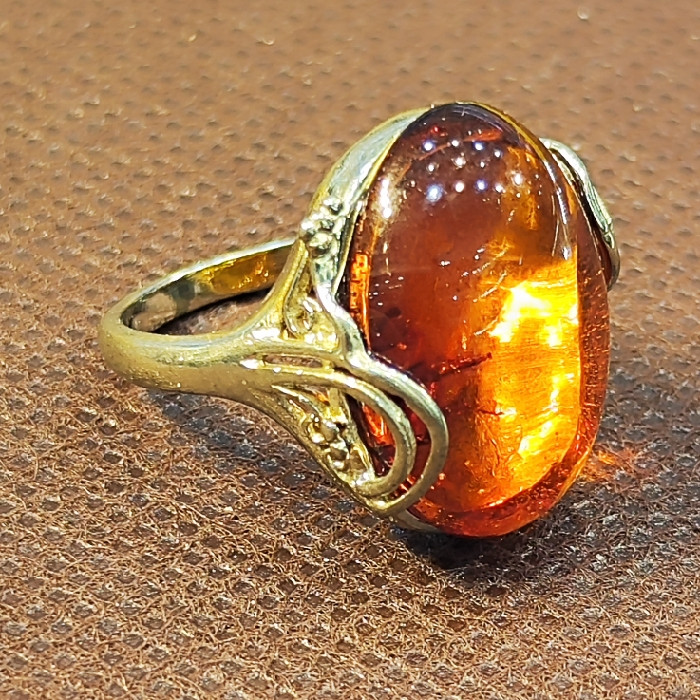 انگشتر نقره زنانه نقره جات بافندگان مدل سنگ کهربا لهستان کد 202