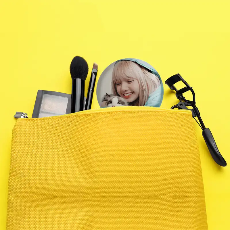 آینه جیبی خندالو مدل لیسا گروه بلک پینک Black Pink  کد 2975