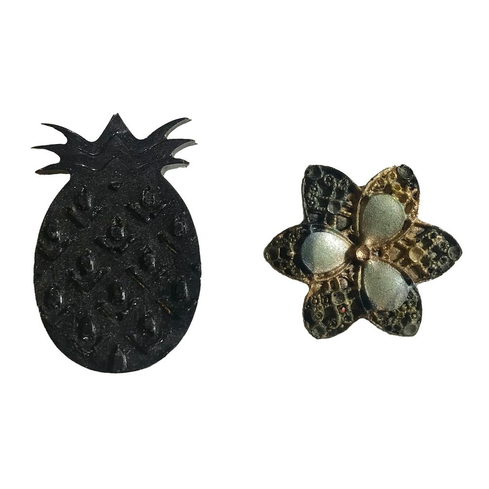 سنجاق سینه زنانه مدل گل و آناناس مجموعه 2 عددی