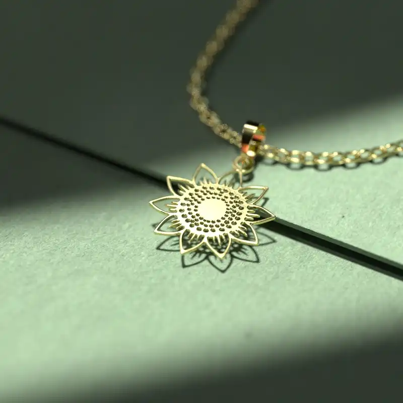 گردنبند طلا 18 عیار زنانه مدوپد مدل هندسی کد CA10374