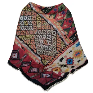 روسری زنانه مدل سنتی نخ کریستال لبه دوز کد 2005