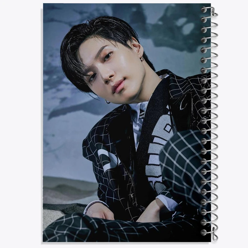 دفتر ژورنال نویسی 50 برگ خندالو مدل نقطه ای طرح تمین گروه شاینی Shinee کد 21317