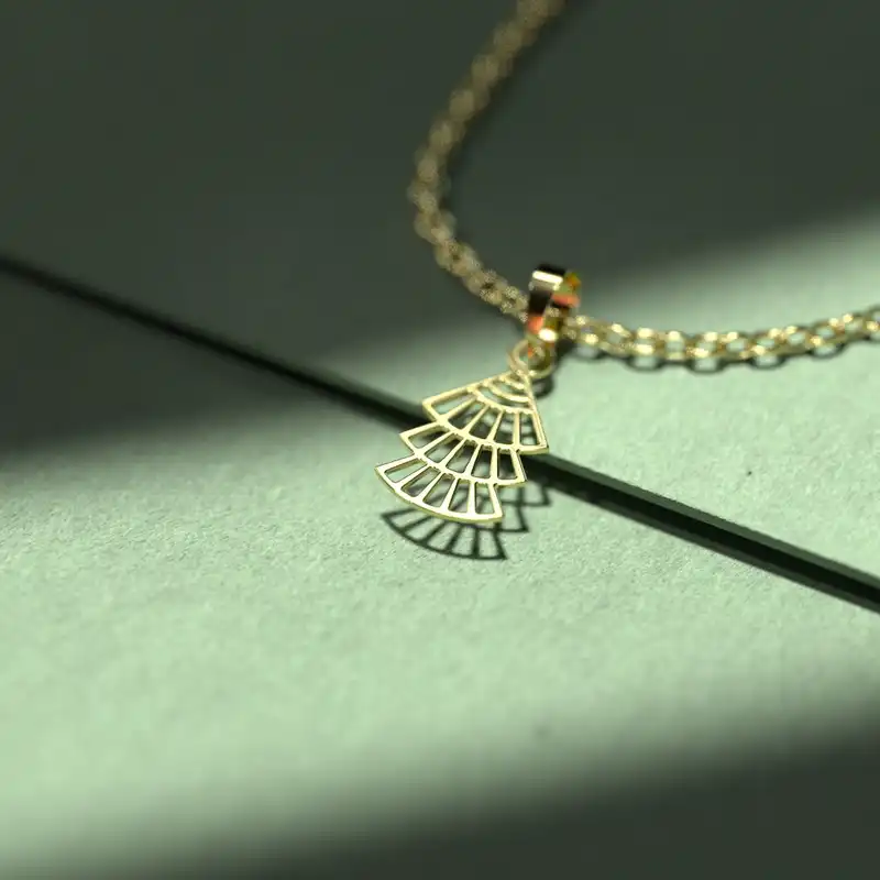 گردنبند طلا 18 عیار زنانه مدوپد مدل  طرح کریسمس کد NN1016