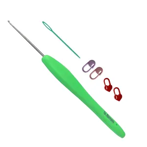 قلاب بافتنی مدل ZHL-0.6 کد 0.6 به همراه سنجاق نشانه گذار بافتنی و سوزن دوخت کاموا مجموعه 6 عددی