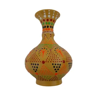 گلدان سفالی مدل نقطه کوب کد f0010