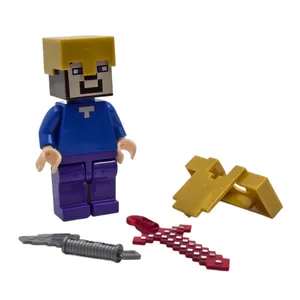 فیگور ناب سل مدل  ماینکرافت همراه با ابزار جنگ طرح MY WORLD کدNAAB 004 ارتفاع 9 سانتی متر