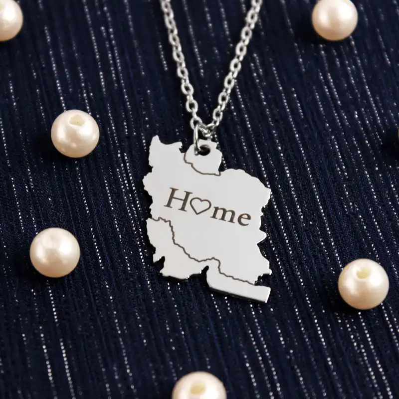 گردنبند گلسو مدل نقشه ایران طرح Home استیل