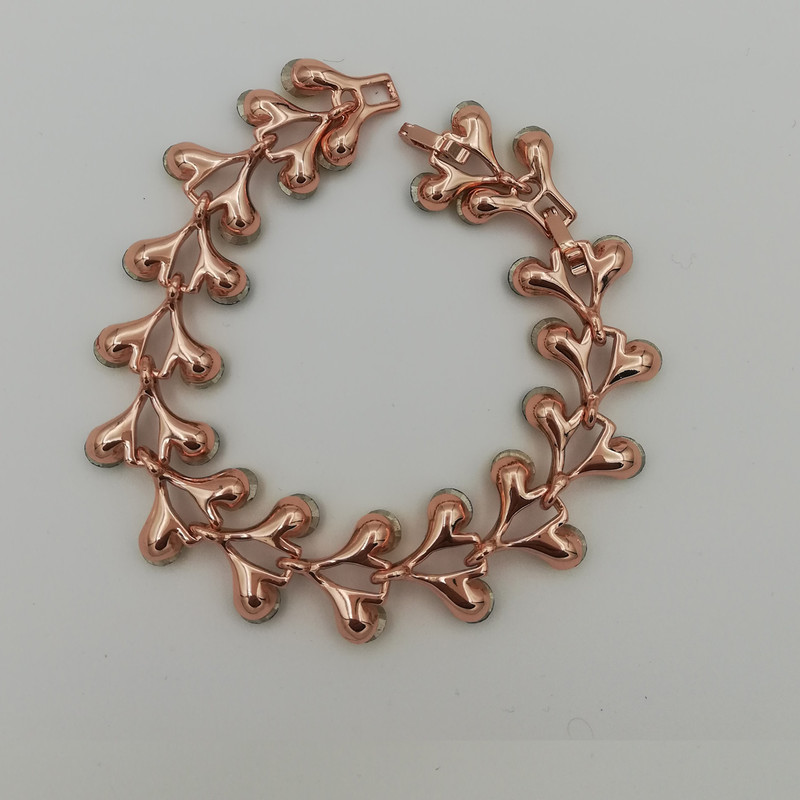 دستبند دخترانه مدل برگ abella دستبند دخترانه مدل برگ abella