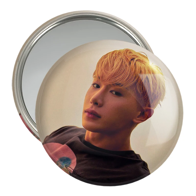 آینه جیبی خندالو مدل ونهو گروه مانستا اکس Monsta X  کد 21192