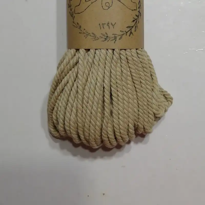 نخ مکرومه بافی هنر آنتیک مدل پنبه ای کد 139