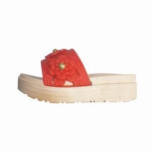 دمپایی دخترانه مدل گلبرگ