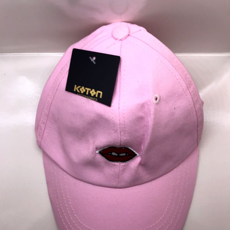 کلاه کپ زنانه کوتون طرح لب مدل 8YAK45007AA -  - 2
