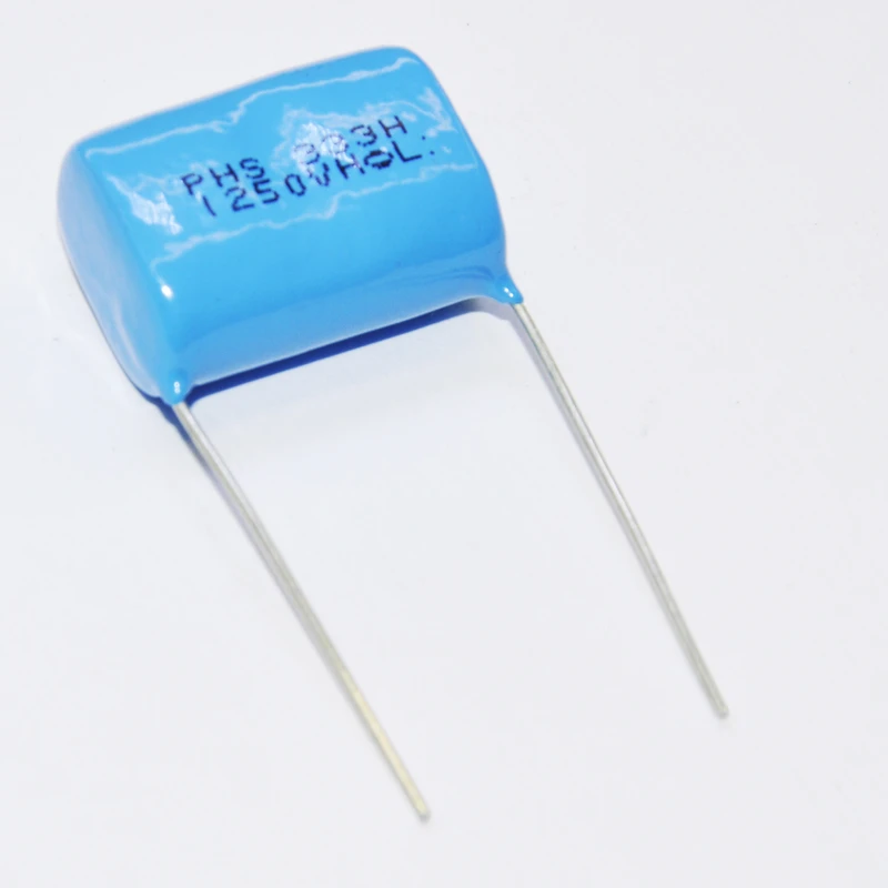 خازن پلی استر تایتسو مدل PHS333H-1250VH  بسته 50 عددی