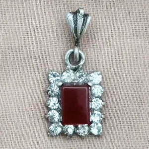 آویز گردنبند نقره زنانه سلین کالا مدل عقیق قرمز کد ce-new112