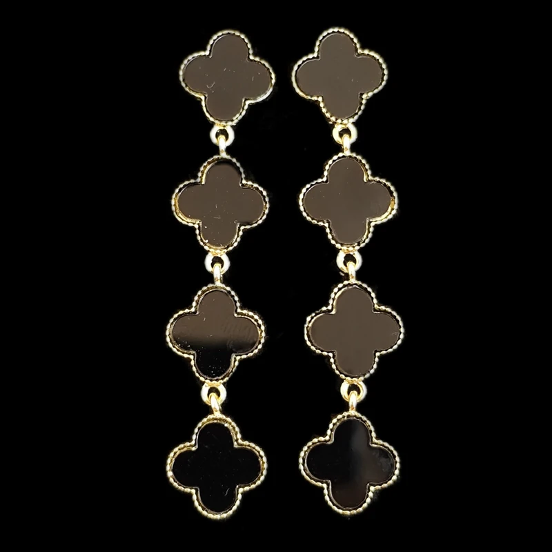 گوشواره میخی زنانه مدل ژورنالی