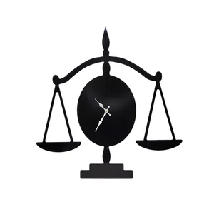 ساعت دیواری مدل مینیمال فلزی ترازو عدالت