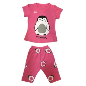 ست تی شرت و شلوارک دخترانه مدل DP20201