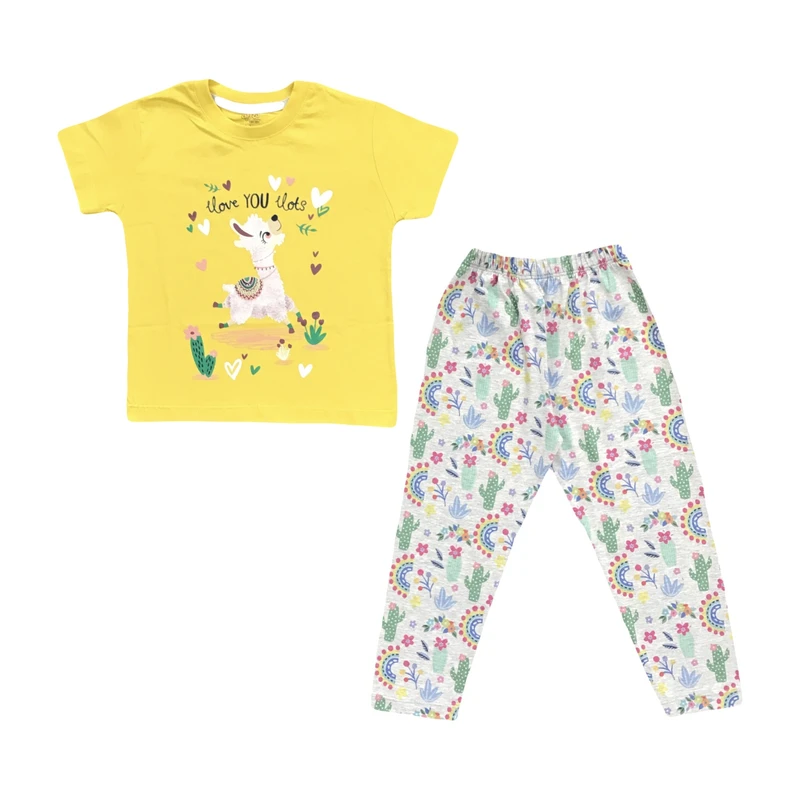 ست تی شرت آستین کوتاه و شلوار دخترانه مدل لاما کد 62 رنگ زرد