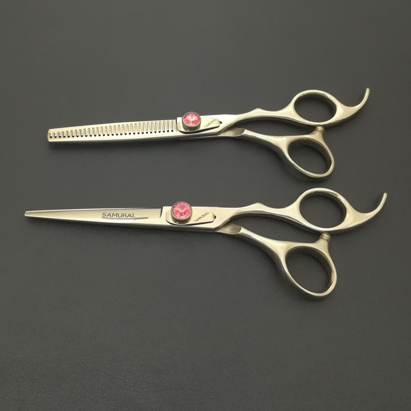 ست قیچی آرایشگری و شانه مو سامورایی مدل F2-60 ست قیچی آرایشگری و شانه مو سامورایی مدل F2-60