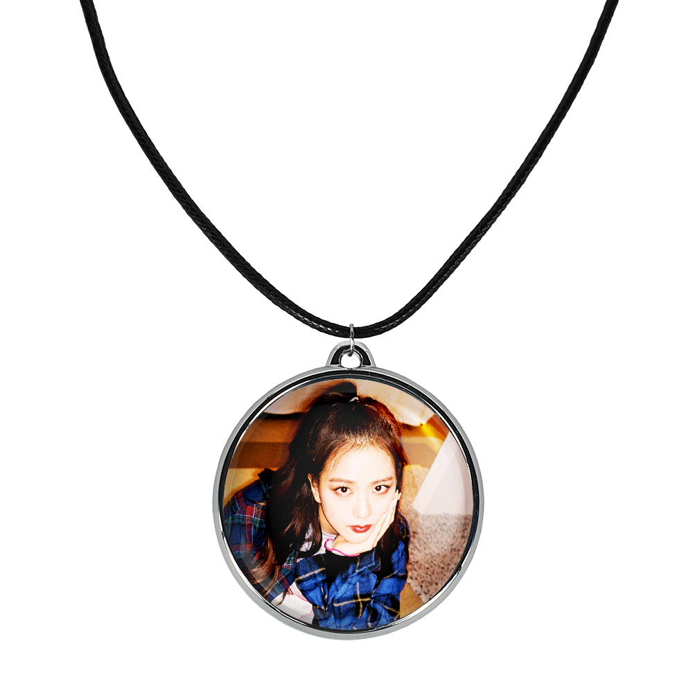 گردنبند خندالو مدل جیسو بلک پینک کد 1421914218